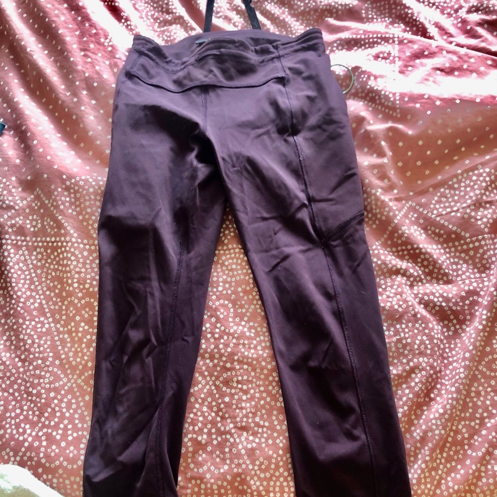 Lulu Lemmon leggings 23 inch